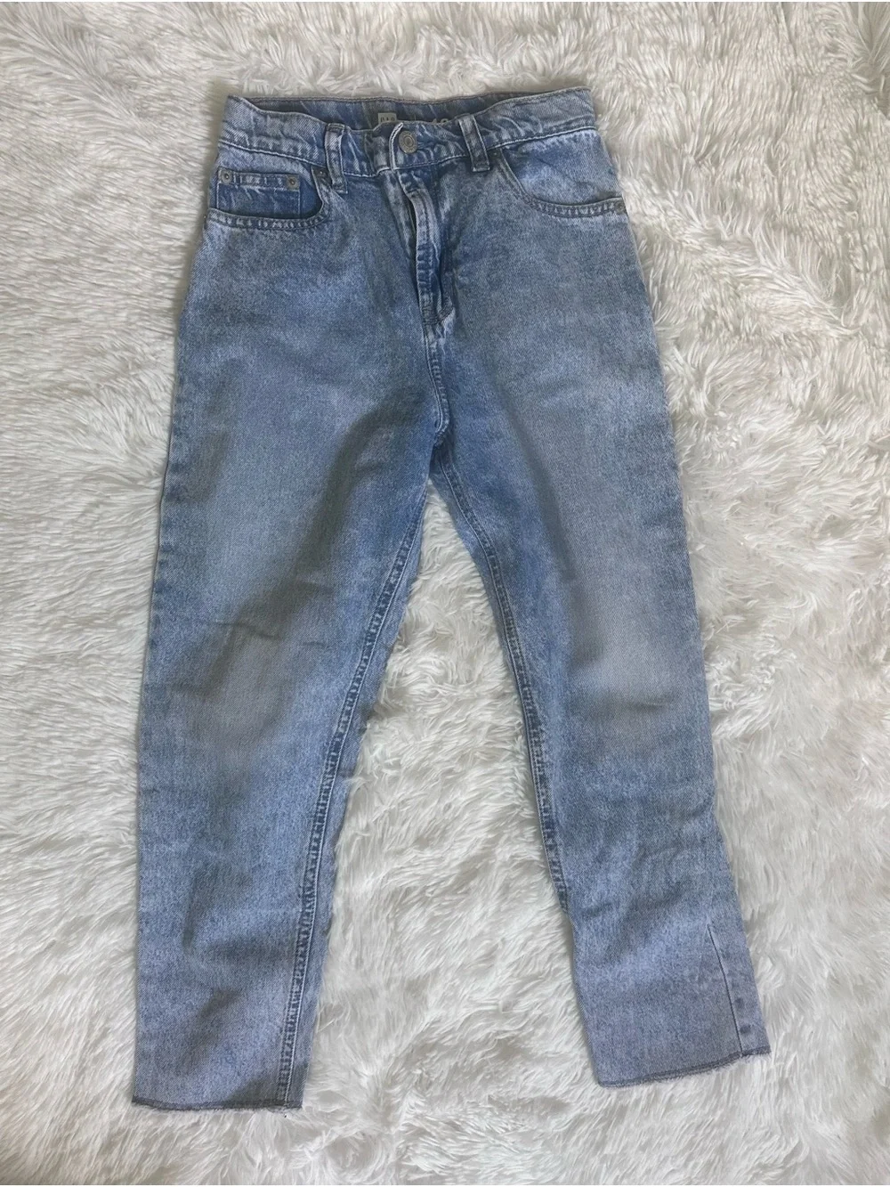 Used Girl’s GAP Faded Light Blue Mom Jeans size 10